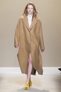 krizia-rf17-1327.thumb.jpg.6d7a307cca46b1a17ac042bb1c2e9a3f.jpg