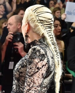 lady-gaga-2018-grammy-awards-in-new-york-14.jpg