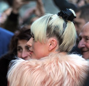 lady-gaga-leaving-hotel-in-milan-3.jpg