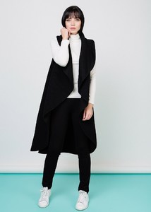 long-black-vest.jpg