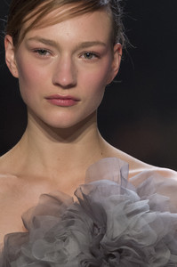marchesa-clpi-rf17-5844.thumb.jpg.33ab7ba42ba06f148f10c7d6f7f66086.jpg