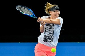 maria-sharapova-practice-at-the-2018-australian-open-in-melbourne-2.jpg