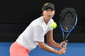 maria-sharapova-practice-at-the-2018-australian-open-in-melbourne-8.jpg