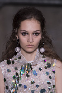 marni-clpa-rf17-2627.thumb.jpg.861a07dd84fad2da775c2e64bbe85898.jpg