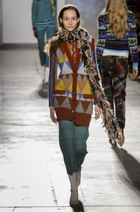 missoni-rf17-1687.thumb.jpg.4cbe313591b8bbd84a4394a025a1b261.jpg