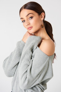 nakd__cropped_knitted_sweater_1035-000063-0138_01ar.jpg