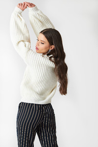 nakd_balloon_sleeve_knitted_sweater_1100-000253-0260_02b.jpg