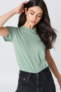 nakd_basic_tee_1044-000030-0783_01a.jpg