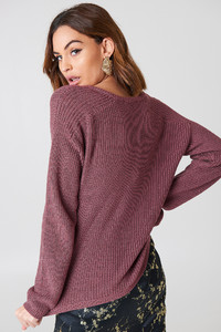 nakd_deep_v_neck_sweater_1035-000027-5689_02br.jpg