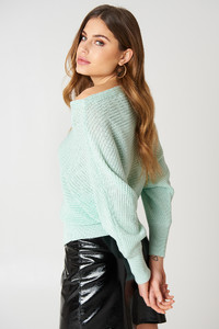 nakd_off_shoulder_knitted_sweater_1100-000102-0022_02b.jpg