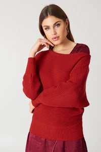 nakd_off_shoulder_knittedsweater_1100-000102-0004_01a.jpg