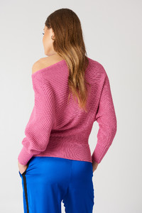 nakd_off_shoulder_knittedsweater_1100-000102-0015_02b.jpg