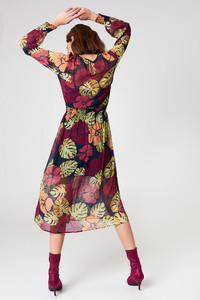 nakd_shirred_detail_midi_dress_1018-000929-1616_02d.jpg