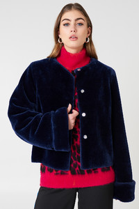 nakd_wide_cuff_faux_fur_jacket_1100-000442-0545_01a.jpg