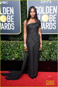 naomi-campbell-common-golden-globes-2018-05.jpg