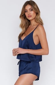 navy-cami-set-207_1541a029-9104-4422-a4c9-cdc275f48fa4_4000x4000_crop_bottom.jpg