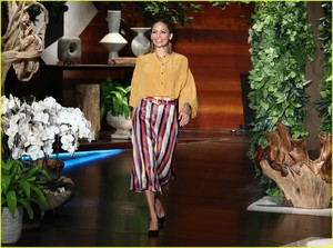 nicole-richie-dance-ellen-degeneres-01.JPG