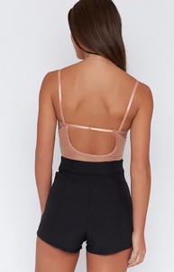 nude-lace-bodysuit-20_660x1024_crop_bottom.thumb.jpg.43f204f0e57bce4527744b92c32c0884.jpg