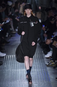prada-m-rf18-1643.thumb.jpg.38a031233febcc22c21ef075c60d7ac2.jpg