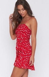 red-floral-dress-66_4000x4000_crop_bottom.jpg