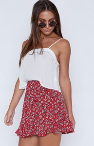 red-floral-skirt-56_4000x4000_crop_bottom.jpg