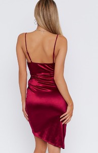 red-knot-dress-156_4000x4000_crop_bottom.jpg