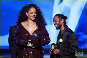 rihannas-three-fashion-looks-grammys-2018-06.jpg