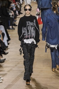 sacai-rf17-0306.thumb.jpg.1ea16af835eacded6aa3181c728c0159.jpg
