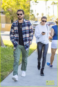 scott-disick-and-sofia-richie-couple-up-for-agoura-hills-lunch-date-03.jpg