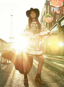 sd2_VMagazine_CraigSalmon_Jan18_06.thumb.jpg.e5a788b129fdcd6acb81389a9eaa172b.jpg