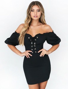 shopify_08bf206dd859ba3a81ae055f75840d81_alya-dress-black_2410bad2-447d-4284-926e-697bf27552a8_4000x4000.jpg