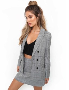 shopify_2488da6f05df24014356eec4b216ccbe_watson-blazer-check_71453de2-c104-4a57-bf73-e5355c381536.jpg