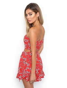 shopify_c20bec5c878a1f474090197aa367154d_haliwell-top-red-floral.jpg