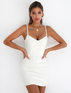 shopify_d830fb557184ba6418b9d68cdbfc8c12_kaia-dress-white_4000x4000.jpg