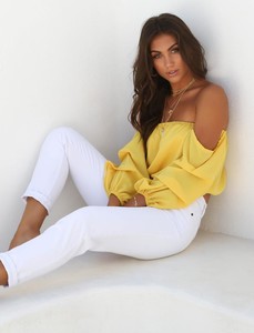 shopify_dc5ae4157e5e1299fee2103756ff27e5_meet-me-at-dusk-top-yellow_4000x4000.jpg