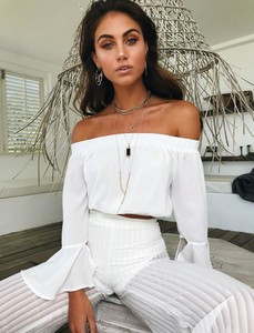 shopify_f4161e5d8f693ff13ae7f46cbd5802e9_field-day-top-white_4000x4000.jpg