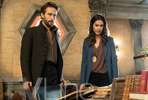 sleepy-hollow-season-4-ichabod-diana.jpg