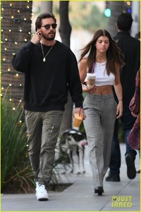 sofia-richie-scott-disick-coffee-january-2018-04.jpg