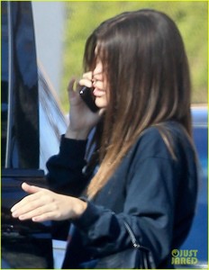sofia-richie-shows-off-longer-hair-after-salon-visit2-01.jpg