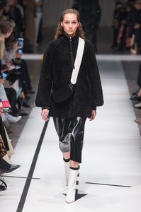 sportmax-rf17-0780.thumb.jpg.a44a08e640bfa4a40ccb3acd7a960786.jpg
