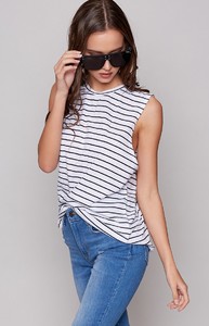 stripe-sl-top-209_4000x4000_crop_bottom.jpg