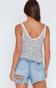 stripe-tank-292_4000x4000_crop_bottom.jpg