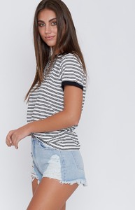 stripe-tee-174_4000x4000_crop_bottom.jpg