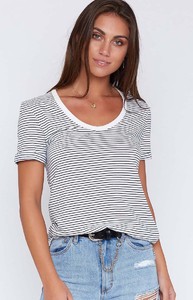 stripe-tee-315_4000x4000_crop_bottom.jpg