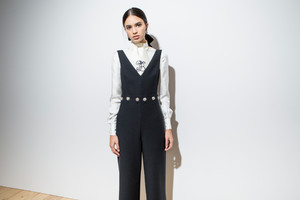 tory-burch-bks-m-rf17-9686.thumb.jpg.b94ca1e5158f0373f4f1fb459f006611.jpg