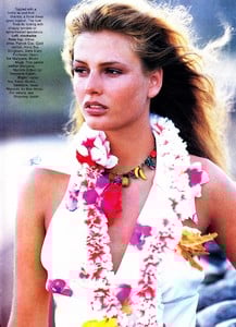 us_elle_june_1995_40.thumb.jpg.40bad99768a4262dc53238f66386e640.jpg
