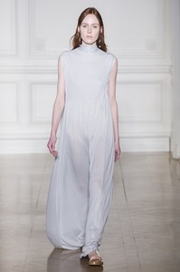 valentino-hc-rs17-2037.thumb.jpg.37d071c51910fa0f0923edbf48375a8c.jpg