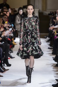 valli-rf17-0565.thumb.jpg.0ca307751ec90bf5ea0c823c7585a593.jpg