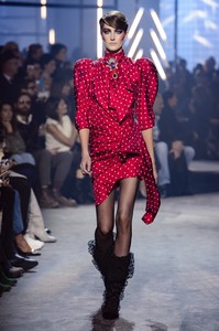 vauthier-hc-rs18-0123.thumb.jpg.ea1cb1725725ffb9b573f36206d29407.jpg