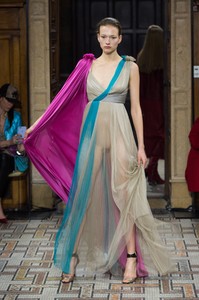 vionnet-rf17-3402.thumb.jpg.54e7cd36a3d7dafc2d5a23d07901b0fb.jpg